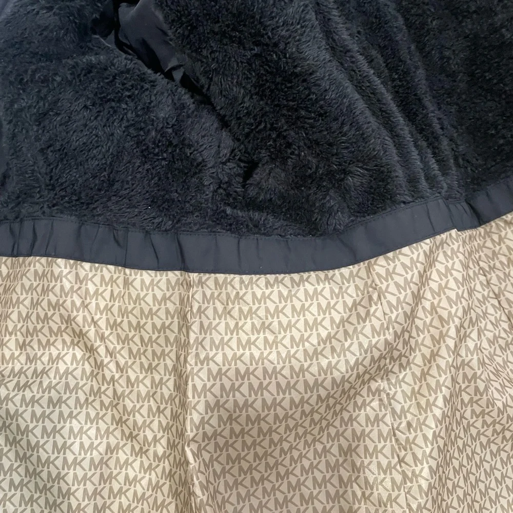 MICHAEL Michael Kors Black Quilted Jacket - Picture 7 of 7